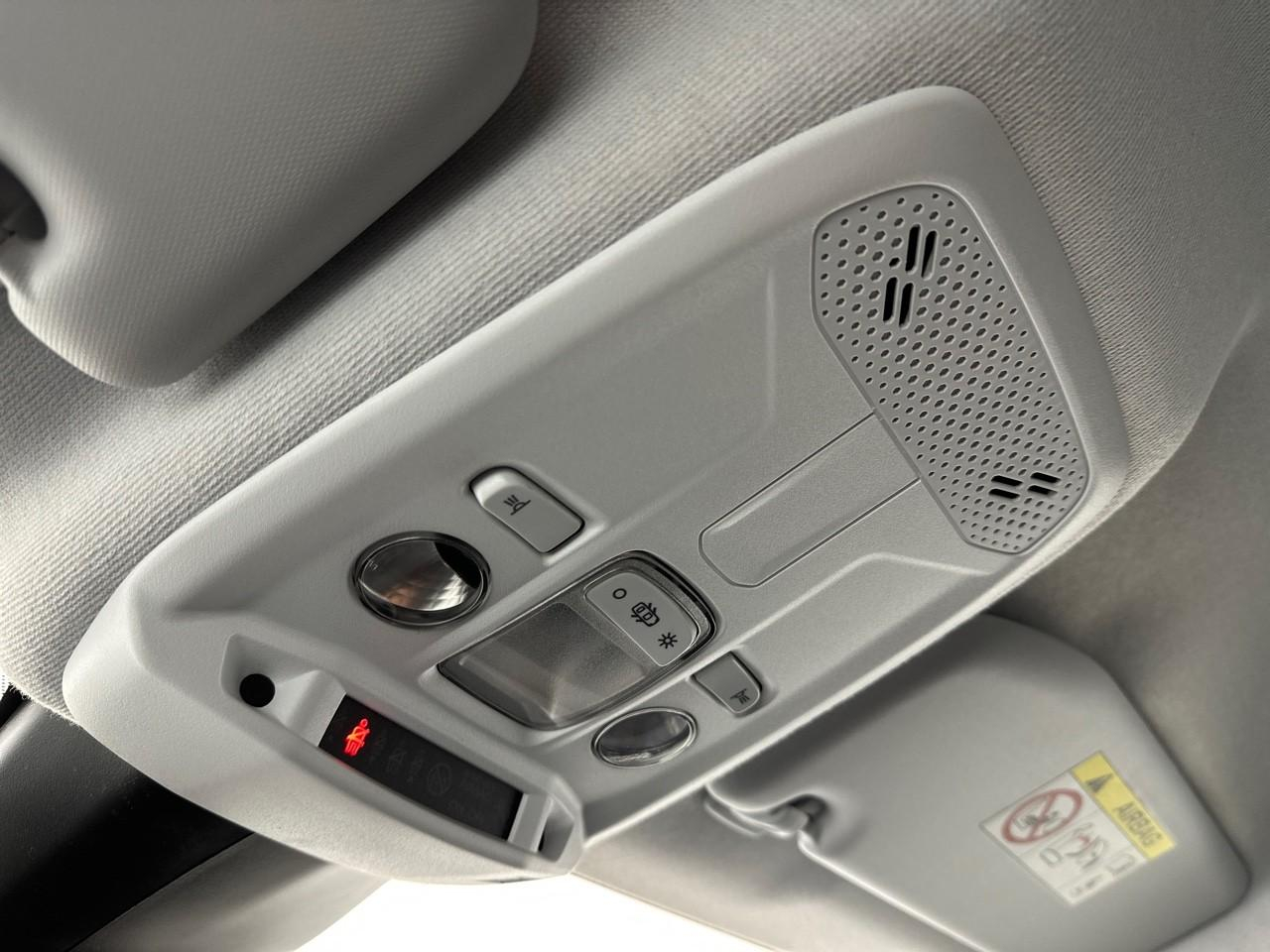 Peugeot 208 puretech 100 s&s bvm6 style — photo 30