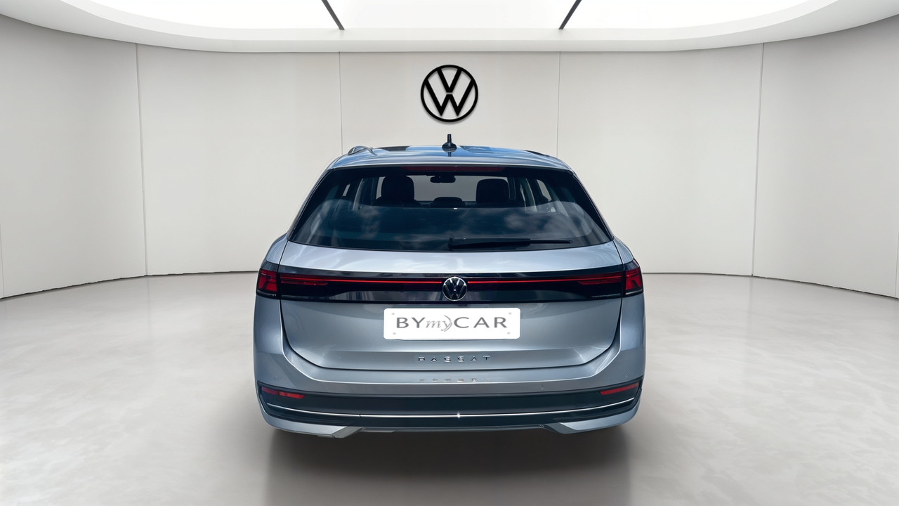 Volkswagen Passat 2.0 TDI EVO SCR 150 DSG7 — photo 4