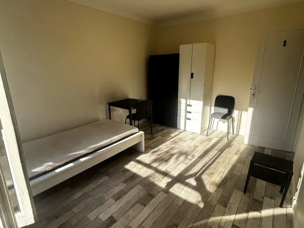 Aulnay Sous Bois - Chambre a louer (n°1 )