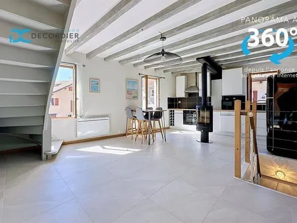 Maison 2 pièces 61 m²
