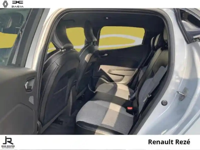 Renault Clio 1.0 tce 90ch techno - 25 — photo 4