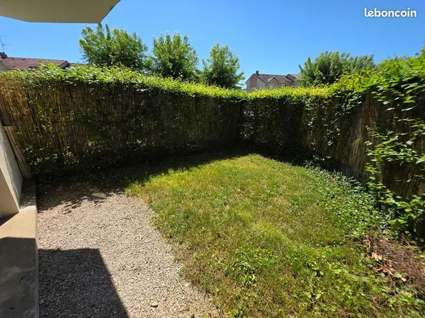 Studio 1 pièce 26 m²