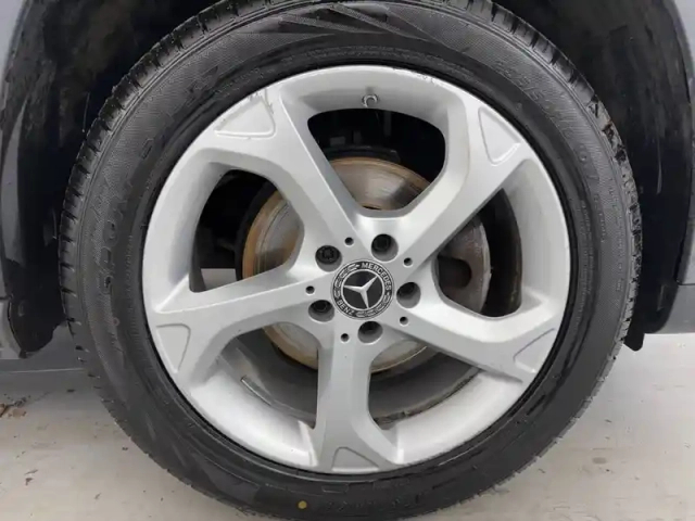 Mercedes Gla 180 d — photo 35