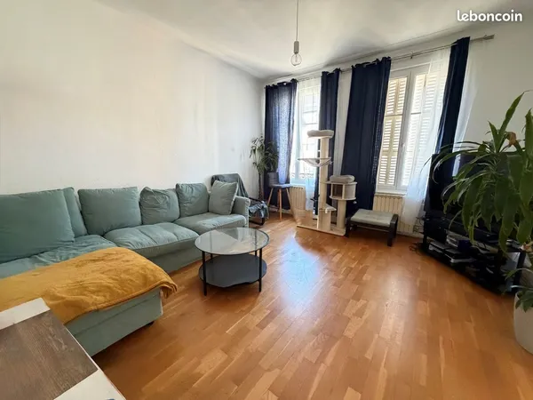 Appartement 4 pièces 94 m²