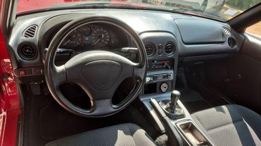 Mazda MX5 1.6 90 - Soft Top – 1996 – 62344 km – Essence – Boîte Manuelle — photo 31
