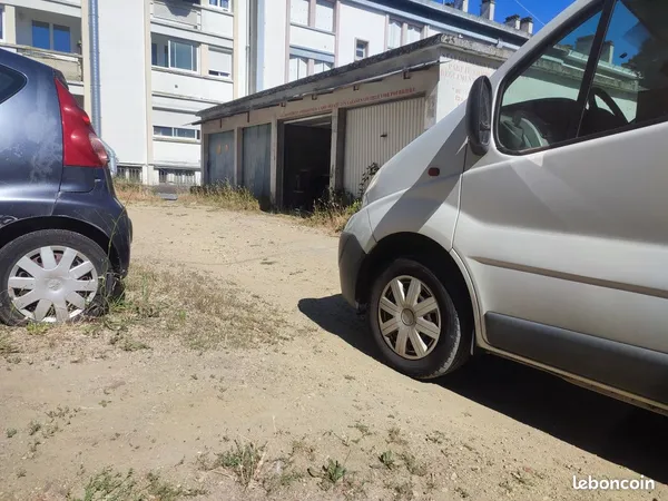 Garage à vendre