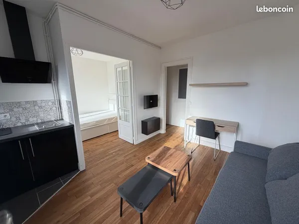 2 pièces meublé rénové - Centre Fontainebleau - Lumineux - 30 m²