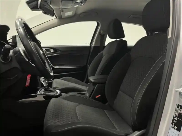 Kia Ceed 1.4 t-gdi 140 ch isg dct7 — photo 55