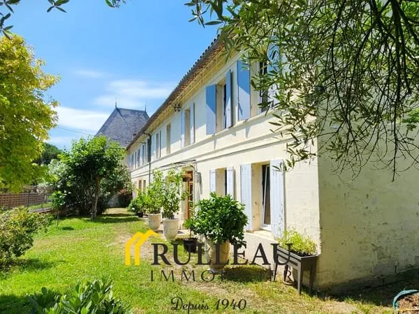 BELLE MAISON DE MAITRE SUR GRAND TERRAIN DE 6000M2