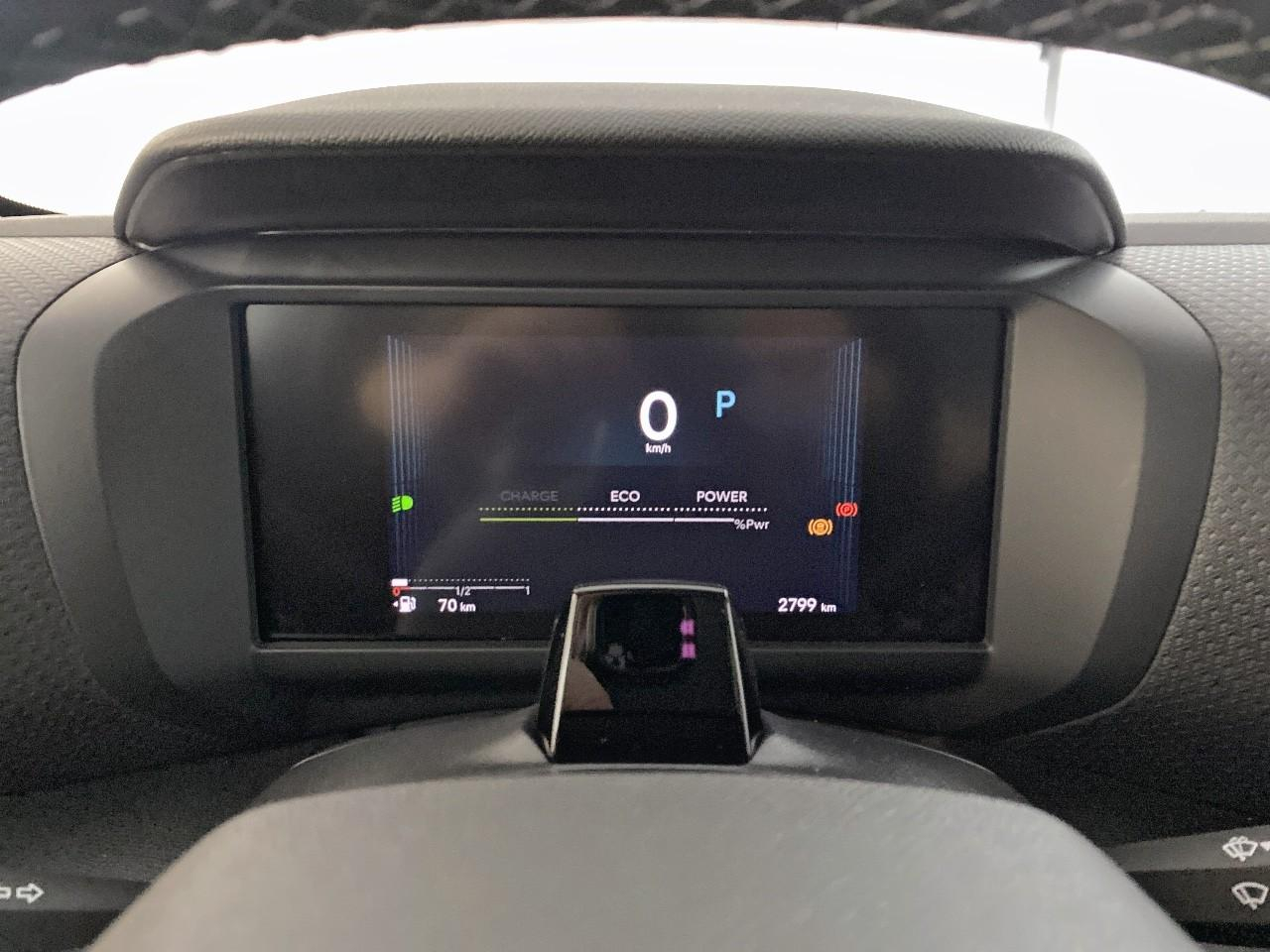 Citroën C4 X hybride 145 ch e-dcs6 max — photo 13
