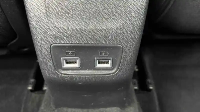 Peugeot 208 electrique 50 kwh 136ch — photo 82