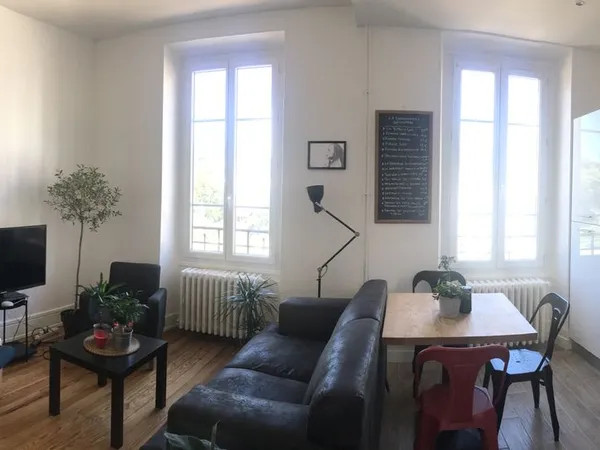 Colocation Chambéry centre T3 lumineux