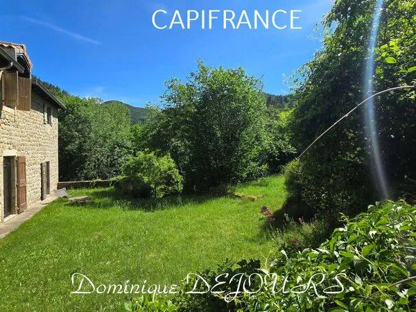 Maison 12 pièces 401 m²