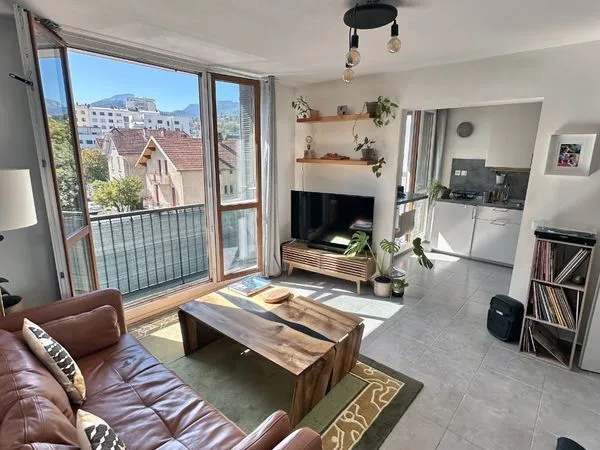 Appartement 2 pièces 42m2