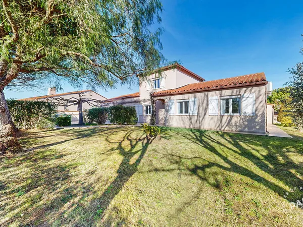 Maison 8 pièces 165 m²