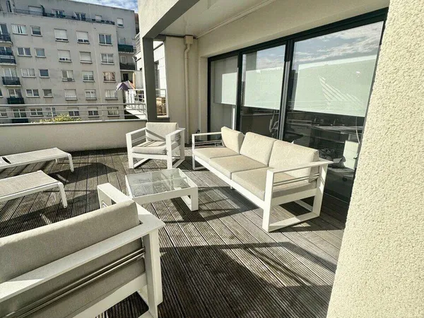 Bureaux 543 m²