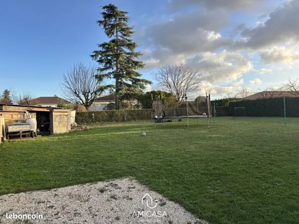 Terrain 583 m² Échiré