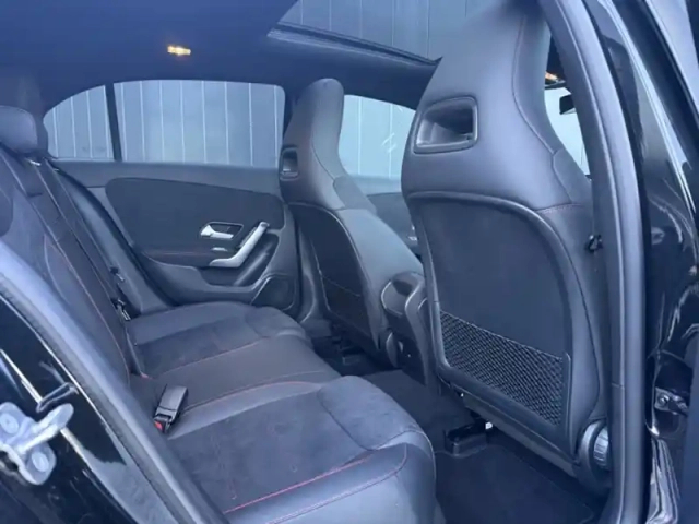 Mercedes Classe A 200 d amg line — photo 13