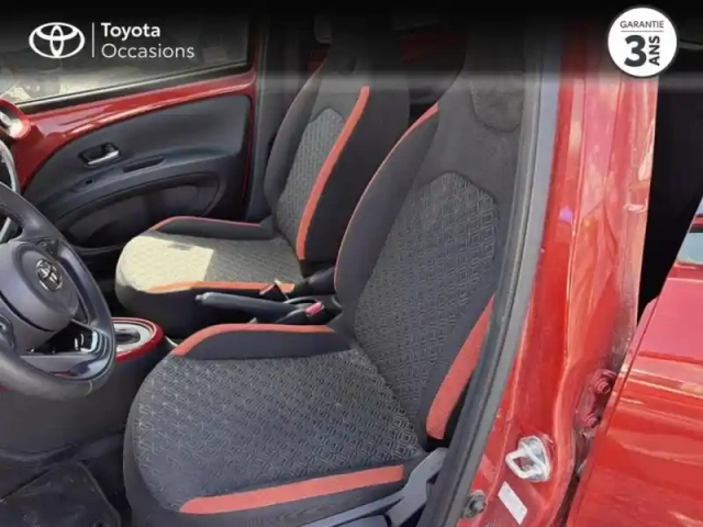 Toyota Aygo x 1.0 vvt-i 72ch design s-cvt my24 — photo 11