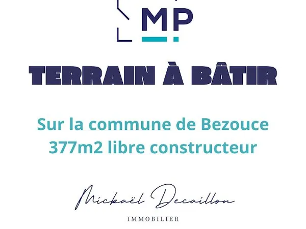 Terrain 377 m²