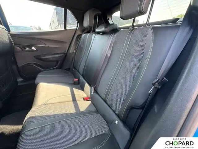 Peugeot 2008 electrique 54 kwh 156 ch — photo 38