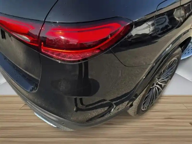 Mercedes Glc 300 e  hybrid eq 4matic am — photo 10