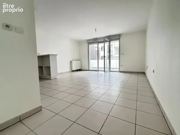 Toulouse - chemin lanusse appartement 3 pieces avec balcon , cellier et parking
