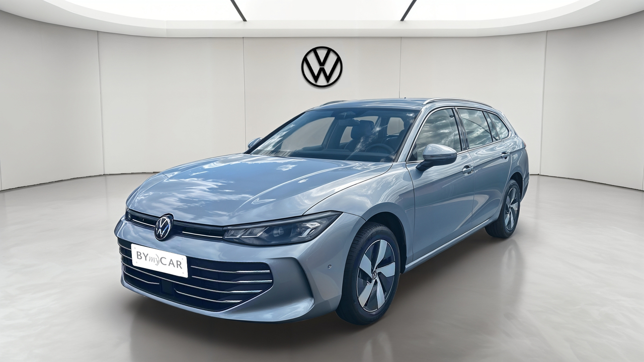 Volkswagen Passat 2.0 TDI EVO SCR 150 DSG7 — photo 1