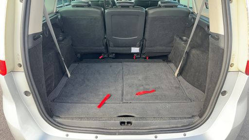 Renault Grand Scenic 1.6 dCi 130 - Bose Edition – 2015 – 131155 km – Diesel – Boîte Manuelle — photo 54