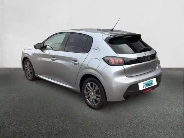 Peugeot 208 puretech 75 s&amp;s bvm5 — photo 29