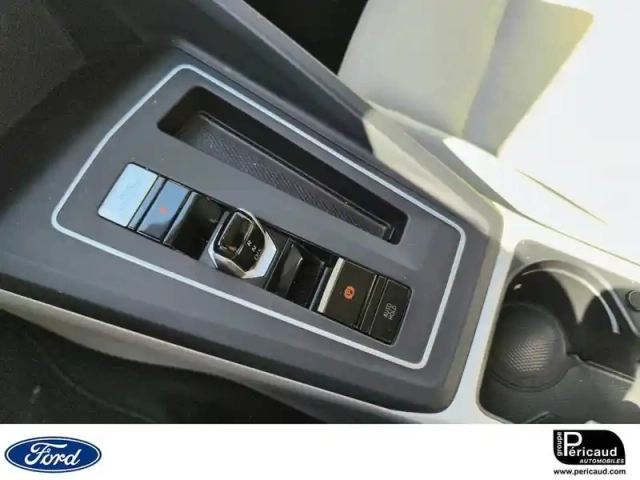 Volkswagen Golf 1.5 etsi opf 150 dsg7 — photo 16