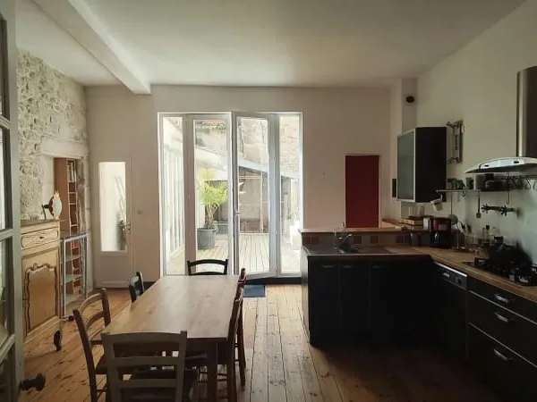 Appartement 6 pièces 157 m²