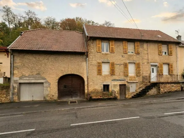 MAISON DE 148 m² À RÉNOVER AVEC GRANGE DE 80 m²