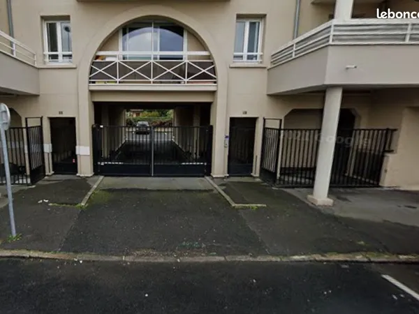 A Louer place Parking extérieur sécurisée Villemomble
