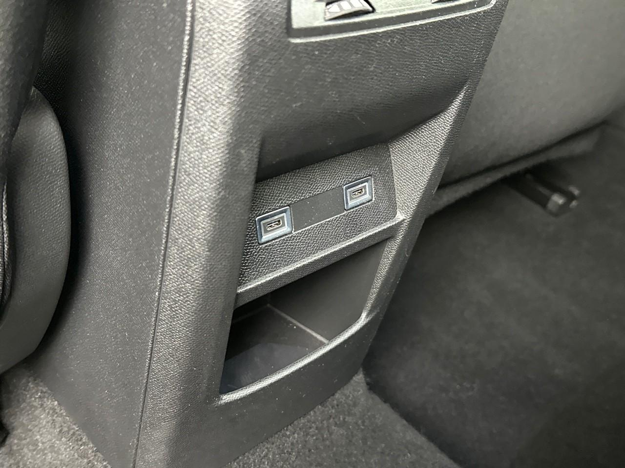 Peugeot 308 hybrid 145 e-dcs6 allure — photo 36