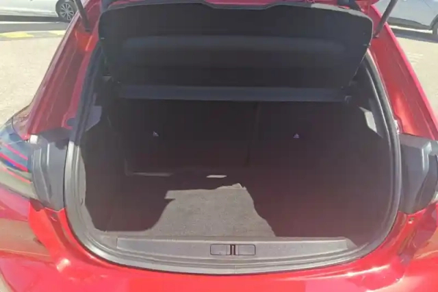 Peugeot 208 puretech 100 s&amp;s bvm6 — photo 9