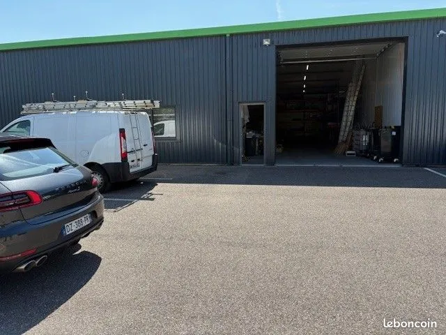 Photo 1