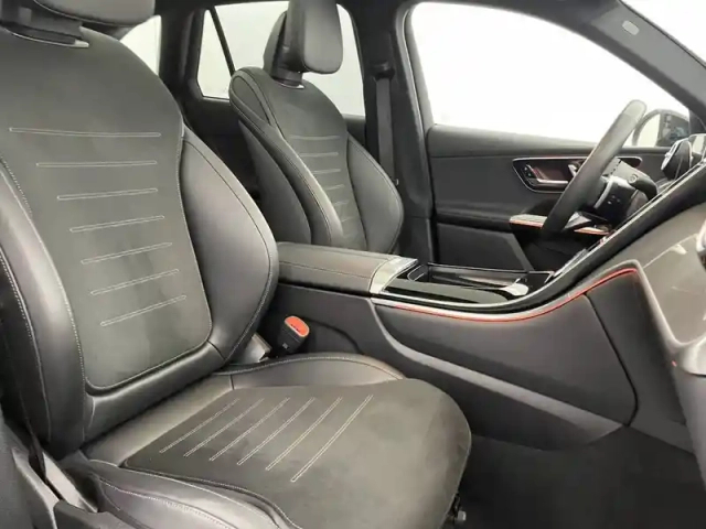 Mercedes Glc 300 e 9g-tronic 4matic — photo 29