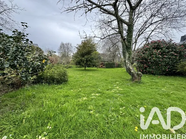 Terrain 1070 m²
