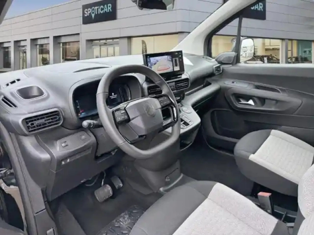 Citroën Berlingo taille m - 1.5 bluehdi 130ch s&amp;s plus eat8 5 places n1 — photo 8