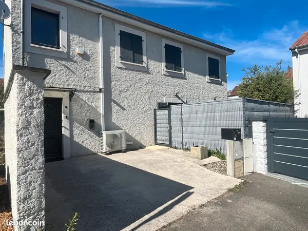 Maison - 5 pièces - 126 m²