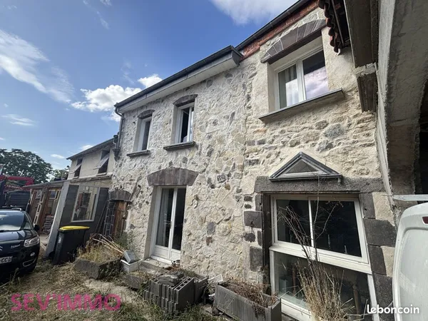 Maison de village 5 pièces 187 m²