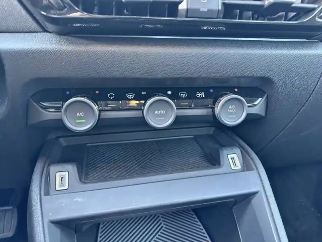 Citroën C4 e- 136 ch autonomie standard  automatique — photo 5