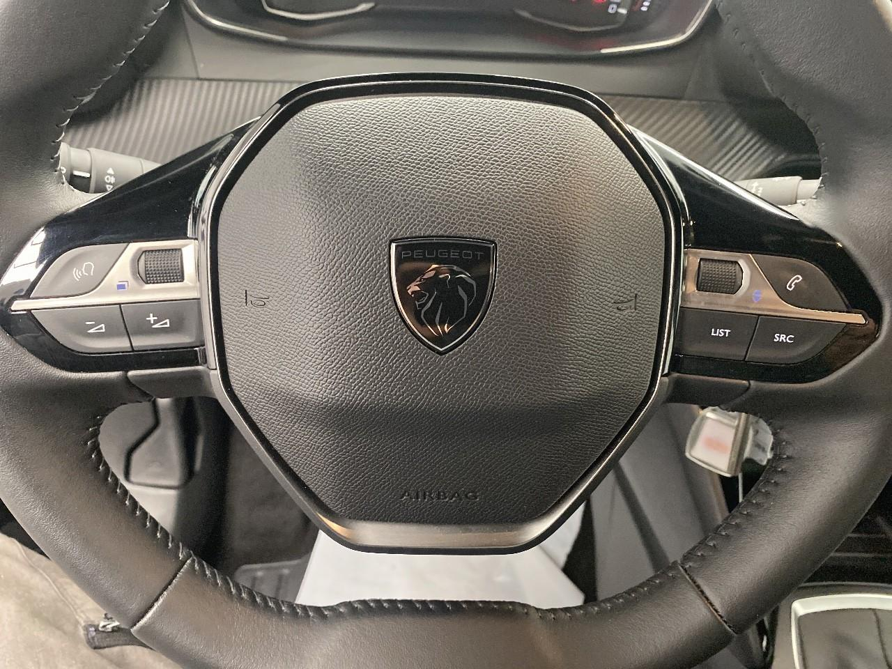 Peugeot 2008 100 s&s bvm6 style — photo 17