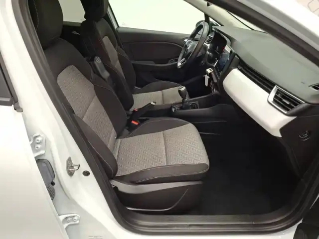 Renault Clio blue dci 100 — photo 23