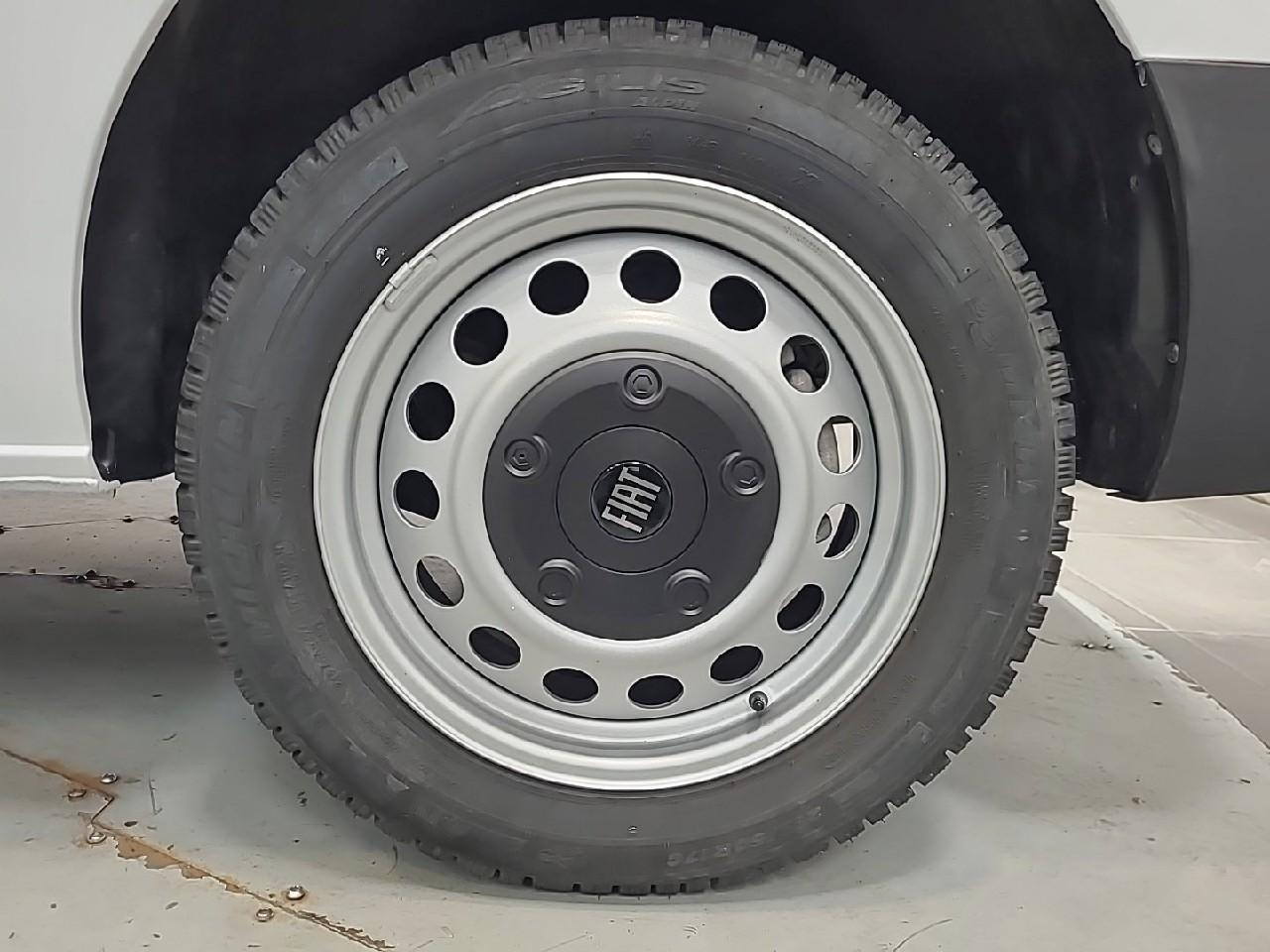 Fiat Scudo fourgon 2.0 multijet 145 bva standard business — photo 16