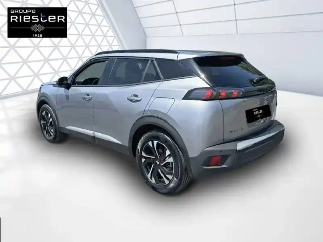 Peugeot 2008 electrique 136 ch — photo 7