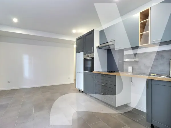 À louer - Appartement 3 pièces à Nanterre - Mont-Valérien.
