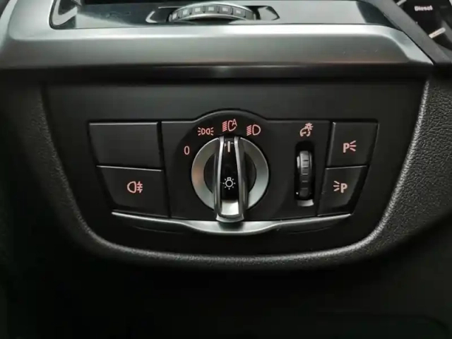 Bmw X4 xdrive 20d xline 2.0 190 ch s8 — photo 13