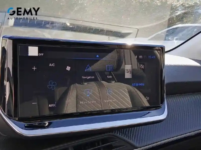 Peugeot 208 hybrid 110 e-dcs6 — photo 13